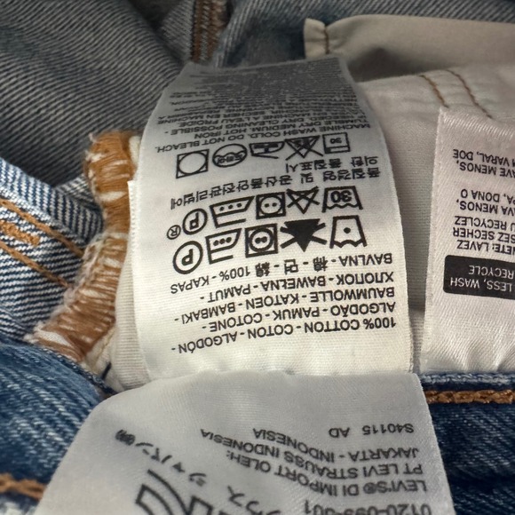 Levis 501 Skinny Jeans Womens 24x30 Light Wash Distressed Button Fly Denim Long - Picture 10 of 11